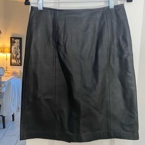 Lambskin Leather short skirt. Apt. 9 (Target).   Size 6. Lined